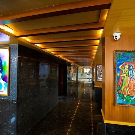 Hotel Vijayarani Tiruchirappalli Exterior photo