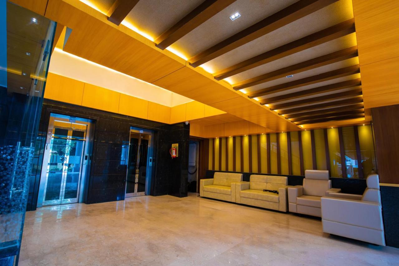 Hotel Vijayarani Tiruchirappalli Exterior photo